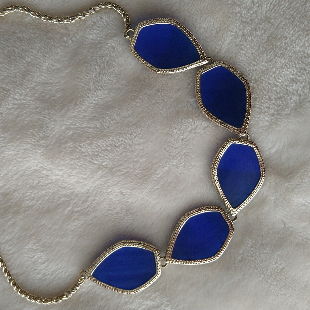 Kendra Scott Iridescent Cobalt Connely Necklace Gold Statement Rare - Picture 8 of 9